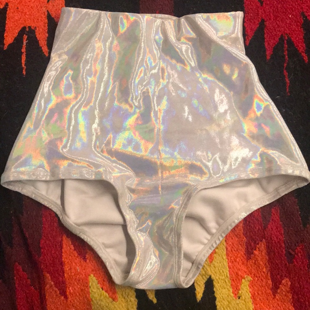 Hologram high waisted shorts size xs/s